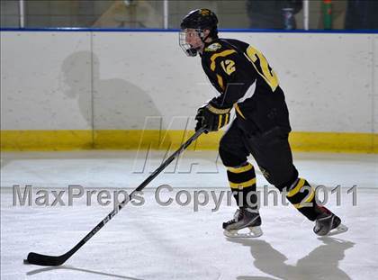 Thumbnail 2 in North Farmington/Harrison vs Farmington (OAA Red Division Consolation Finals) photogallery.
