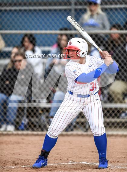 Thumbnail 1 in Norco @ Los Alamitos photogallery.