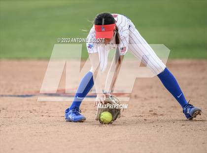 Thumbnail 2 in Norco @ Los Alamitos photogallery.