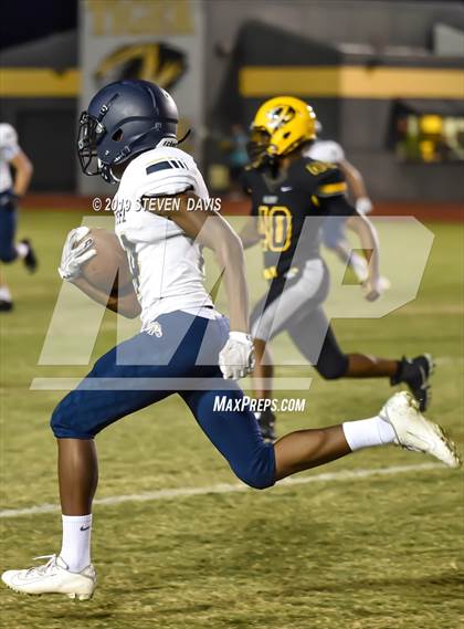 Thumbnail 2 in JV: Casteel @ Gilbert photogallery.