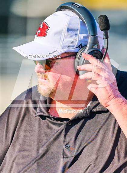Thumbnail 1 in Teague vs. Hitchcock (UIL 3A D1 Football Area) photogallery.