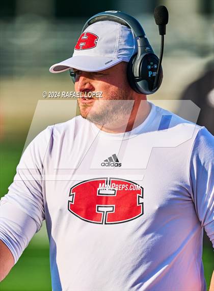 Thumbnail 2 in Teague vs. Hitchcock (UIL 3A D1 Football Area) photogallery.