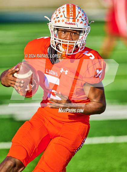 Thumbnail 2 in Teague vs. Hitchcock (UIL 3A D1 Football Area) photogallery.