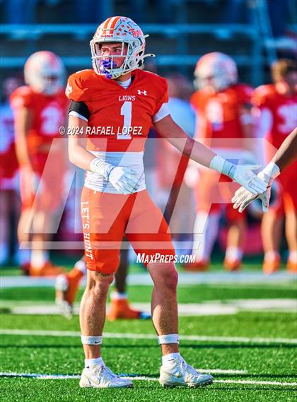 Thumbnail 2 in Teague vs. Hitchcock (UIL 3A D1 Football Area) photogallery.