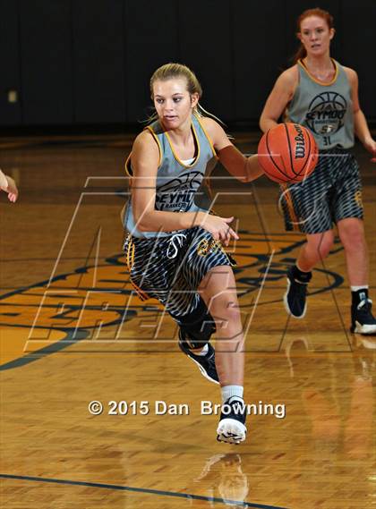 Thumbnail 2 in Gatlinburg-Pittman @ Seymour photogallery.