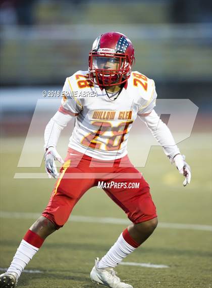 Thumbnail 3 in Carlmont vs. Willow Glen (CIF CCS D4 Quarterfinal) photogallery.