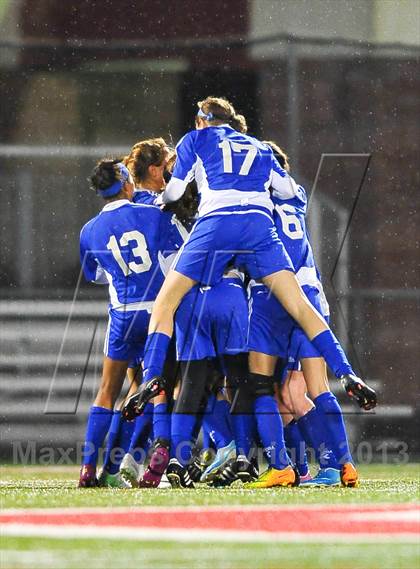 Thumbnail 2 in Marcellus vs. Oneonta (NYSPHSAA Class B Final) photogallery.