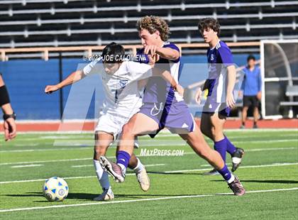 Thumbnail 2 in Boerne vs Weatherford (ALAMO HEIGHTS Invitational) photogallery.