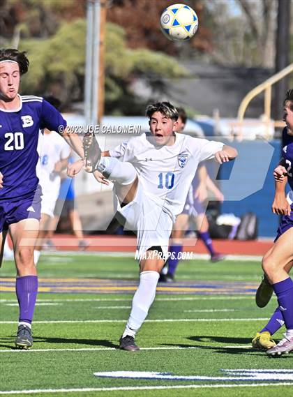 Thumbnail 2 in Boerne vs Weatherford (ALAMO HEIGHTS Invitational) photogallery.