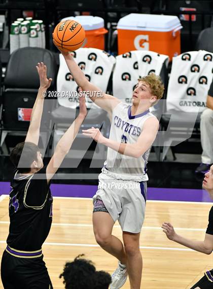 Thumbnail 3 in Denair vs. Bradshaw Christian (CIF SJS D5 Final) photogallery.