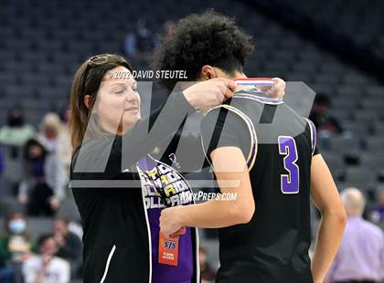 Thumbnail 3 in Denair vs. Bradshaw Christian (CIF SJS D5 Final) photogallery.