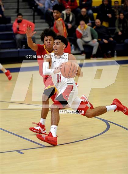Thumbnail 1 in Long Island Lutheran vs. Bergen Catholic (Empire Invitational) photogallery.