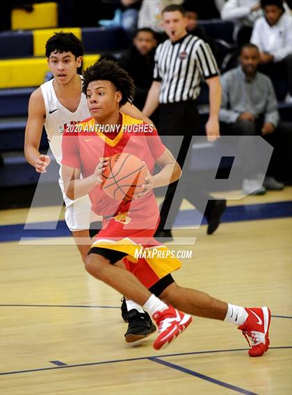 Thumbnail 1 in Long Island Lutheran vs. Bergen Catholic (Empire Invitational) photogallery.