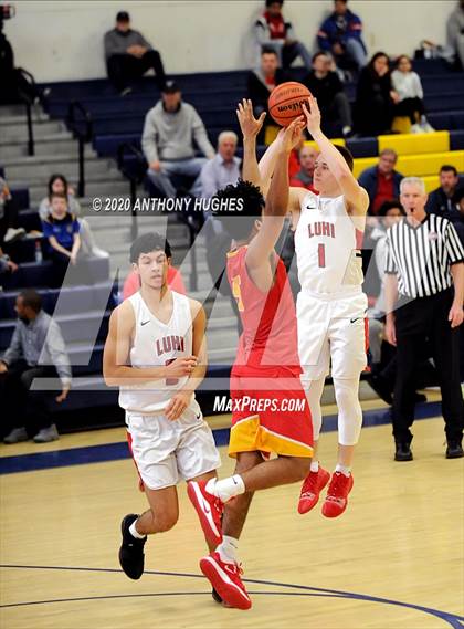 Thumbnail 3 in Long Island Lutheran vs. Bergen Catholic (Empire Invitational) photogallery.