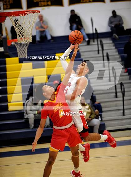 Thumbnail 2 in Long Island Lutheran vs. Bergen Catholic (Empire Invitational) photogallery.