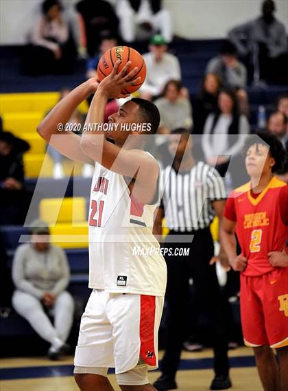 Thumbnail 2 in Long Island Lutheran vs. Bergen Catholic (Empire Invitational) photogallery.