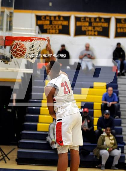 Thumbnail 1 in Long Island Lutheran vs. Bergen Catholic (Empire Invitational) photogallery.