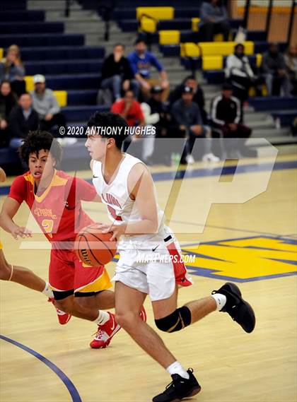 Thumbnail 1 in Long Island Lutheran vs. Bergen Catholic (Empire Invitational) photogallery.