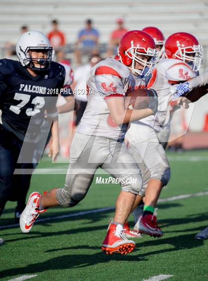 Thumbnail 1 in Crescenta Valley vs Redondo Union photogallery.