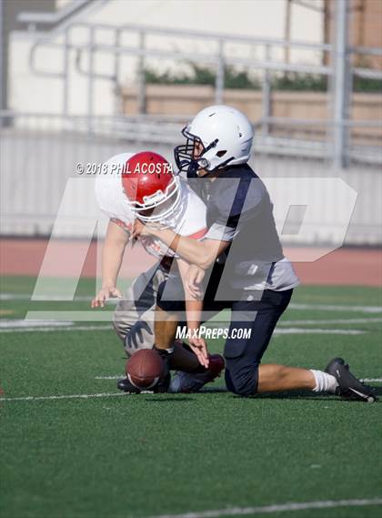 Thumbnail 3 in Crescenta Valley vs Redondo Union photogallery.