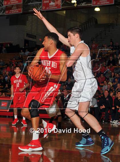 Thumbnail 1 in Foothills Christian @ Mater Dei (Nike Extravaganza) photogallery.