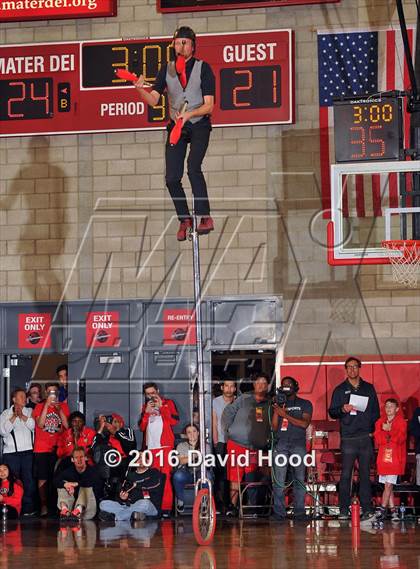 Thumbnail 3 in Foothills Christian @ Mater Dei (Nike Extravaganza) photogallery.
