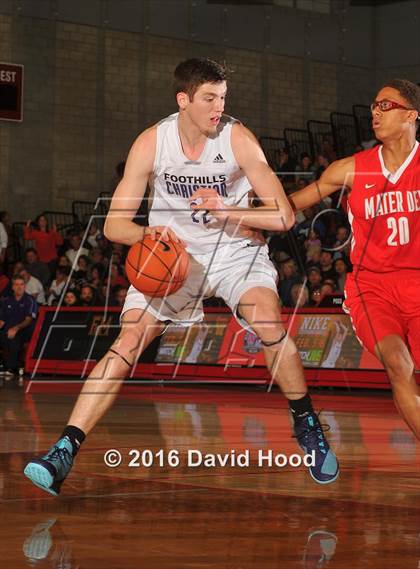 Thumbnail 2 in Foothills Christian @ Mater Dei (Nike Extravaganza) photogallery.