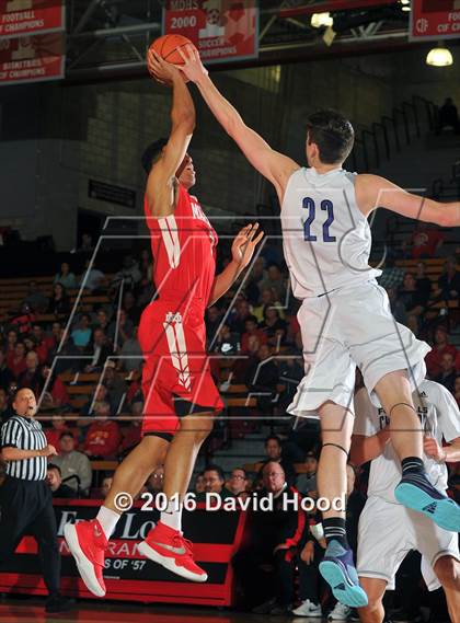 Thumbnail 2 in Foothills Christian @ Mater Dei (Nike Extravaganza) photogallery.