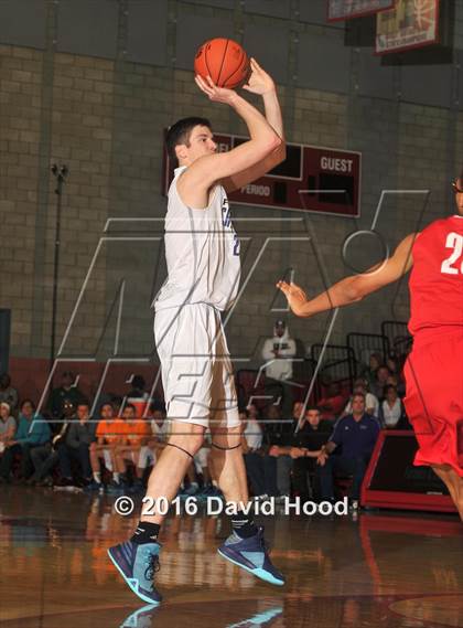 Thumbnail 1 in Foothills Christian @ Mater Dei (Nike Extravaganza) photogallery.