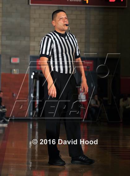 Thumbnail 1 in Foothills Christian @ Mater Dei (Nike Extravaganza) photogallery.