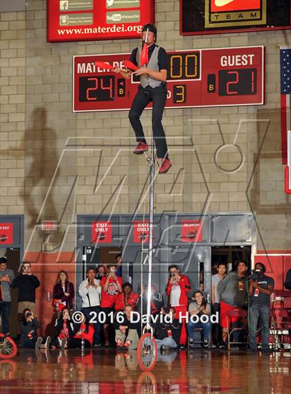 Thumbnail 1 in Foothills Christian @ Mater Dei (Nike Extravaganza) photogallery.