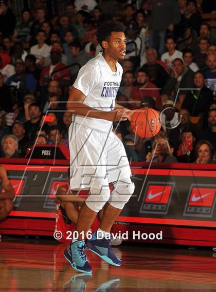 Thumbnail 1 in Foothills Christian @ Mater Dei (Nike Extravaganza) photogallery.