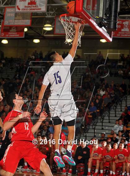Thumbnail 2 in Foothills Christian @ Mater Dei (Nike Extravaganza) photogallery.