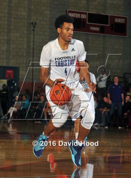 Thumbnail 1 in Foothills Christian @ Mater Dei (Nike Extravaganza) photogallery.