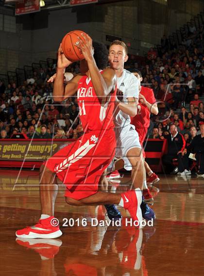 Thumbnail 3 in Foothills Christian @ Mater Dei (Nike Extravaganza) photogallery.