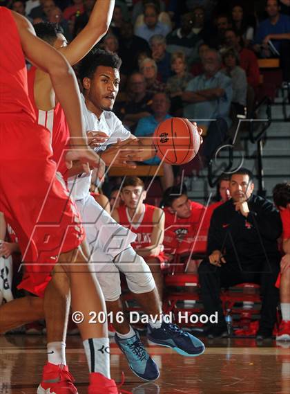 Thumbnail 1 in Foothills Christian @ Mater Dei (Nike Extravaganza) photogallery.