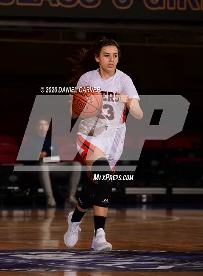 Thumbnail 2 in Tuckahoe vs. Keio Academy of N.Y. (Section 1 Class C Semifinal) photogallery.