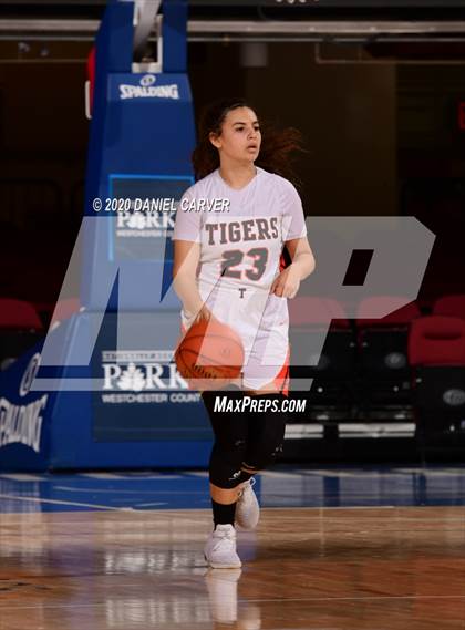 Thumbnail 1 in Tuckahoe vs. Keio Academy of N.Y. (Section 1 Class C Semifinal) photogallery.