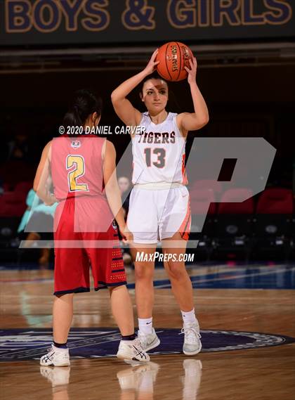 Thumbnail 3 in Tuckahoe vs. Keio Academy of N.Y. (Section 1 Class C Semifinal) photogallery.