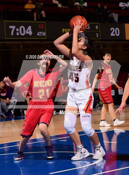 Thumbnail 2 in Tuckahoe vs. Keio Academy of N.Y. (Section 1 Class C Semifinal) photogallery.