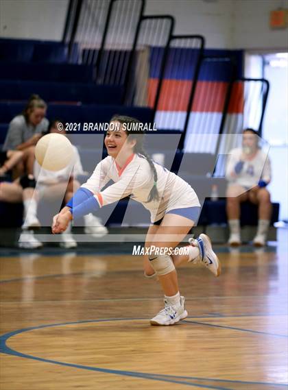 Thumbnail 1 in Helena @ Chilton County photogallery.