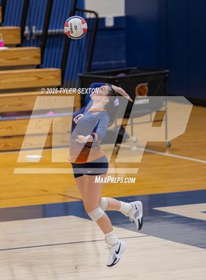 Thumbnail 3 in Buena @ Cienega photogallery.