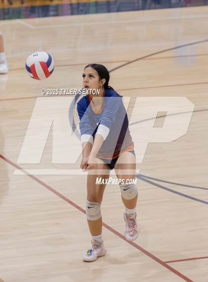 Thumbnail 2 in Buena @ Cienega photogallery.