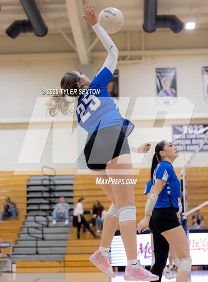 Thumbnail 2 in Buena @ Cienega photogallery.