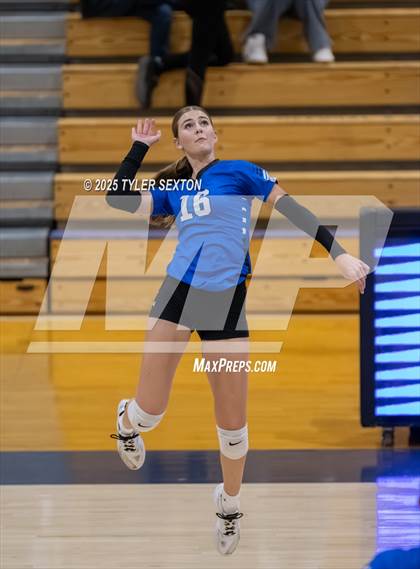 Thumbnail 1 in Buena @ Cienega photogallery.