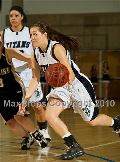 Thumbnail 3 in Syracuse vs Skyline (Utah 5A Semifinal) photogallery.