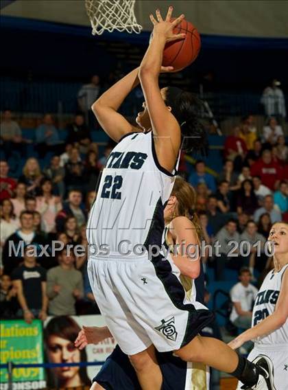 Thumbnail 1 in Syracuse vs Skyline (Utah 5A Semifinal) photogallery.