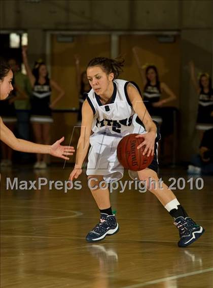 Thumbnail 1 in Syracuse vs Skyline (Utah 5A Semifinal) photogallery.