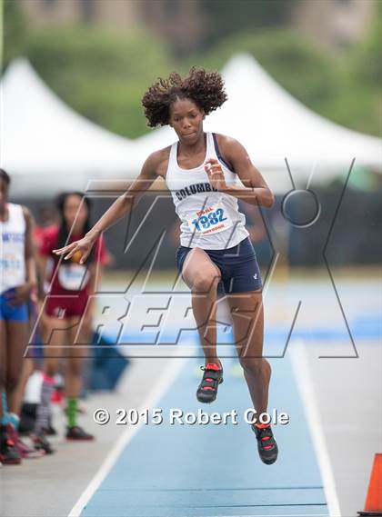 Thumbnail 1 in PSAL Girls  Outdoor Track & Field Championship photogallery.