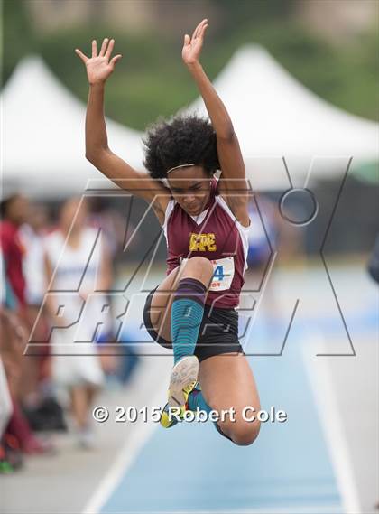 Thumbnail 2 in PSAL Girls  Outdoor Track & Field Championship photogallery.